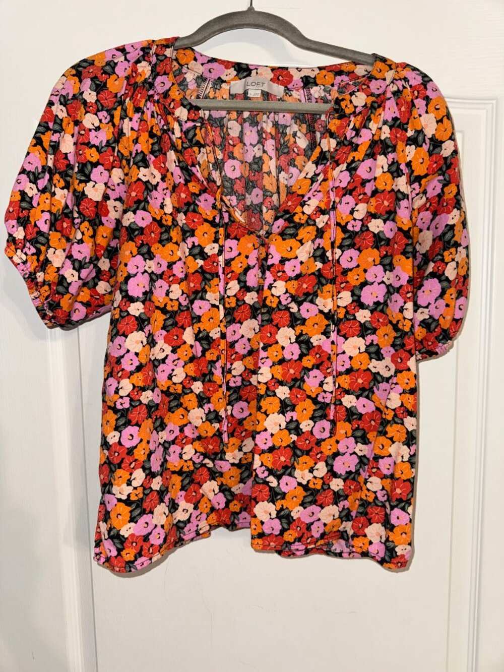 LOFT Floral Tie Neck Puff Sleeve Blouse Top Orange Pink Small